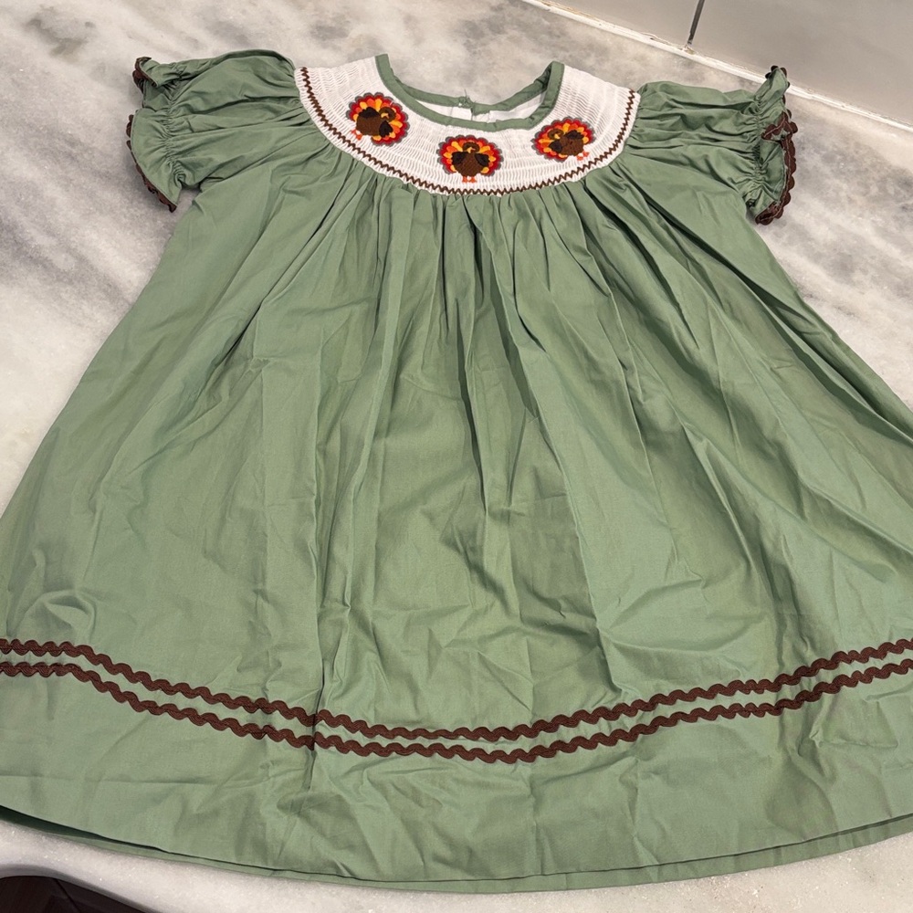 Smocked Turkey Green Kids Dress size 2T. NWT